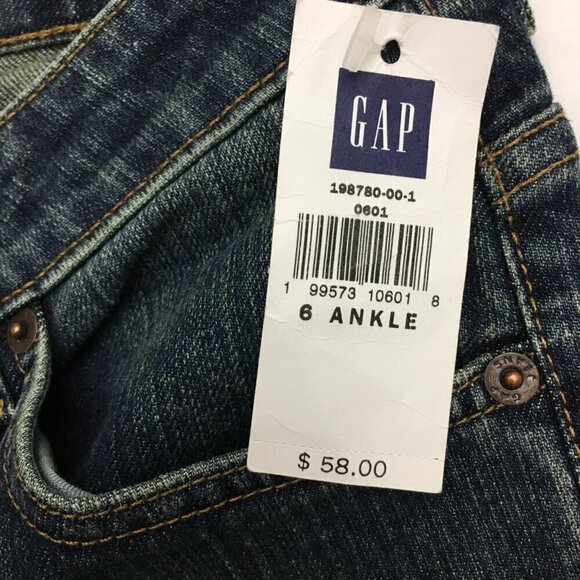 NEW Gap Women's Jeans Flare Leg Medium Wash Stretch size 6 length 29" - Picture 3 of 8